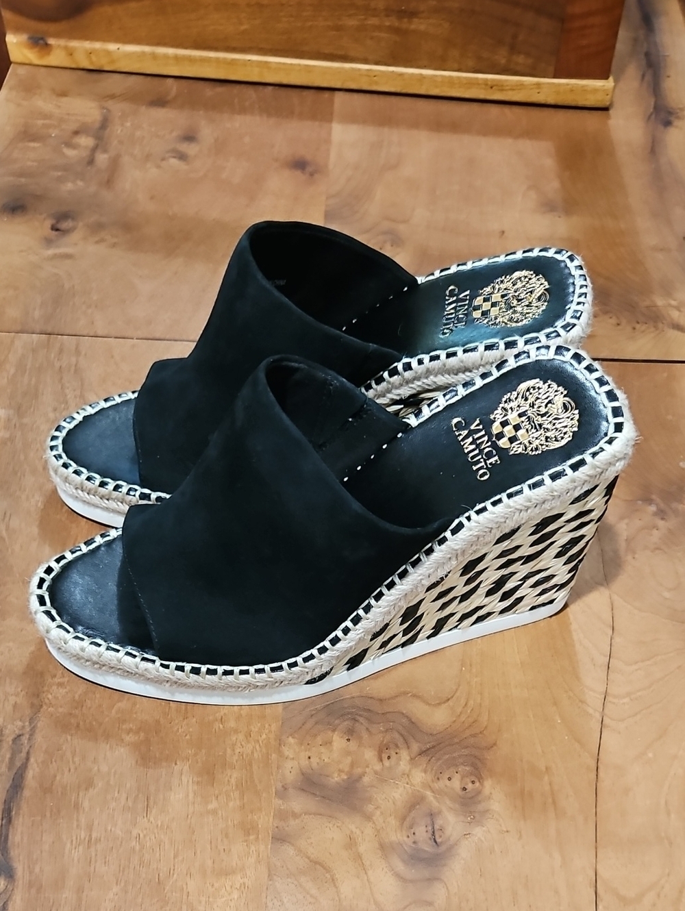 Vince Camuto Black Suede Wedge Espadrille Slides NWOT. Size 9M